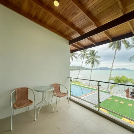 2SIS'S Khanom Resotel