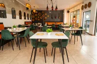 Cu Guest House