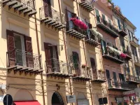 White Hotels near Palermo Centrale Railway Station