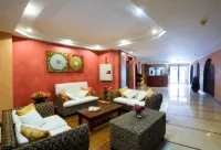 Aparthotel El Galeón Hotels in Brena Baja