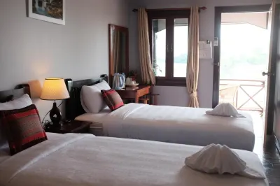 Paradise Riverview Resort Hotels near Don Det