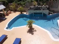 Ltu Garden - Pools