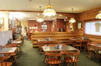 Cariboo Lodge Hotels in Clinton