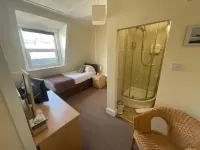 Alexanders Hotels in Hastings