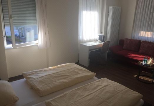 5. 호저스 호텔 레..