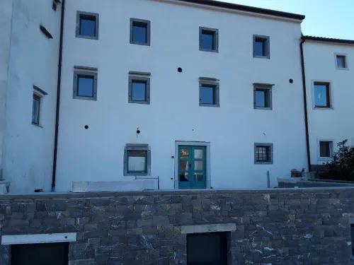 B & W KRIŽ Hotels in Idrija