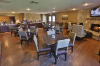 Ivy Court Inn and Suites Hotels in Notre Dame