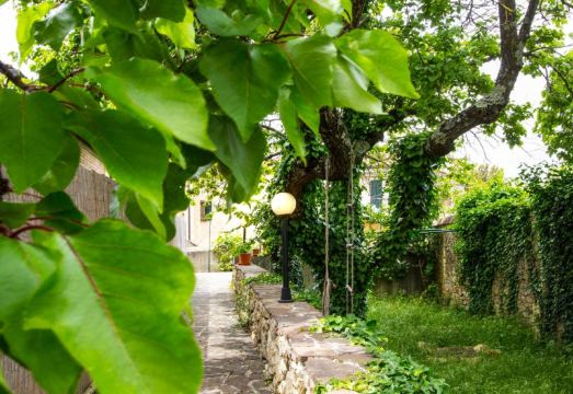 볼테라의 거리와 건물