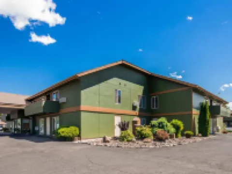 RiverTree Inn Hoteles en Clarkston