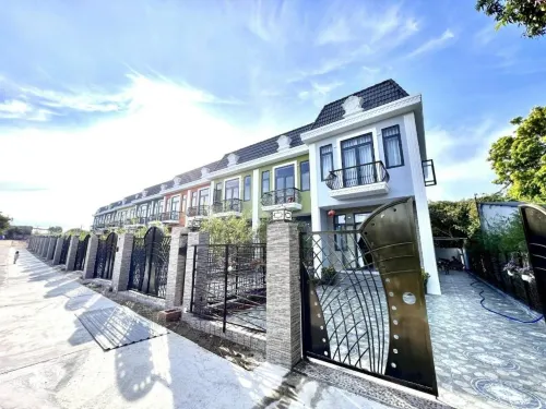 Viet Kieu Royal Hotel di Xuyên Mộc District