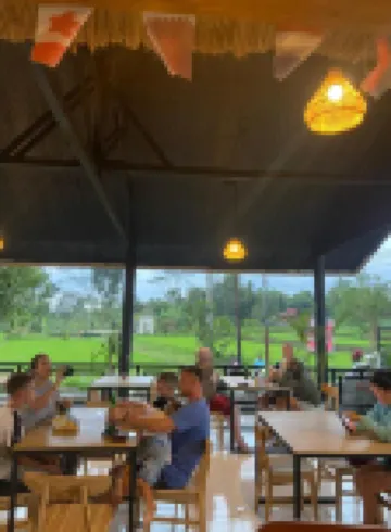 Pondok Tetebatu Cottages and Cafe