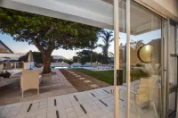 Capo Cabana Guesthouse Hotels in Plattekloof 3