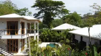 Lapislazuli House & Flats with Shared Pool
