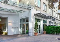 Amazing Condo with Pool at Midblock Miami Hotels in Design District