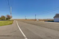 프란체스빌 홈, 프라이빗 파티오 및 석양 전망