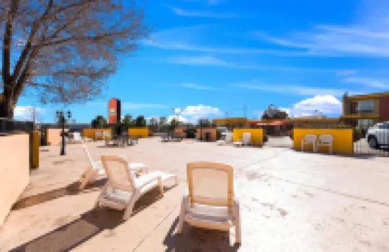 國王之家汽車酒店