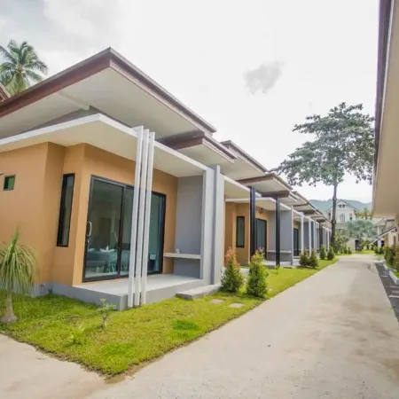 3 Tigers Resort & Hostel