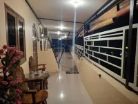 Holi Homestay Trawas Hotels in Trawas