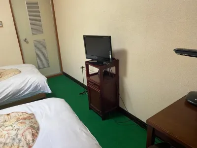 Hotel Saboten Apartment Hotels near JR Awa-Ikeda Station