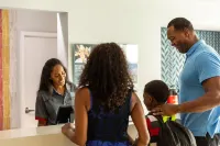 Studio 6 Suites Madera, CA - Yosemite