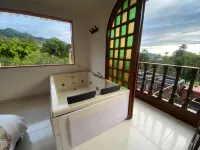 Mahalo Hostel