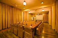 Om Niwas Suite Hotel