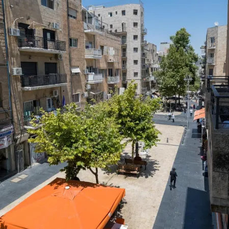 Aju Ben Yehuda 23