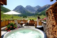 Hotel Walserhuus Sertig - Hot Tub