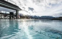 Wellnesshotel Cervosa - Gourmet SPA Serfaus - Pool