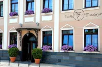 فيلا تراديكيا فنادق في 