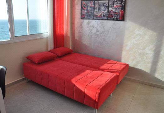 612 Apartment on the Beach