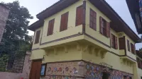 Tekeli Konaklari