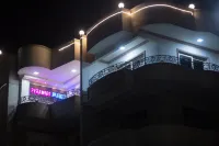 Pyramids Planet Hotel