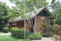 Raibumrungphol Hotel di Mae Wang