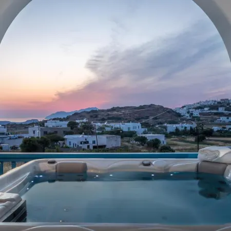 Eiriana Luxury Suites