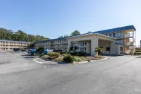 Motel 6 Pooler, GA - Savannah Airport