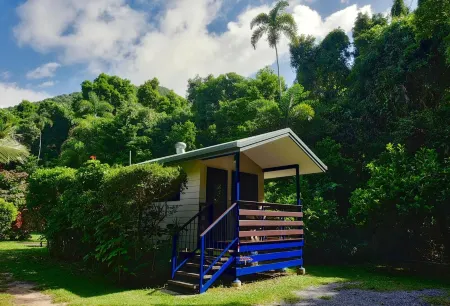 Thornton Beach Bungalows Daintree