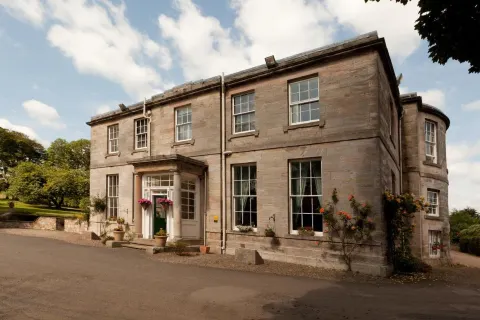Marshall Meadows Manor House