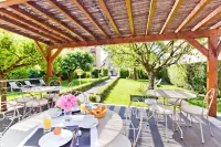 Hotel les Terrasses فنادق في Cran-Gevrier