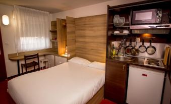 So'Lodge Niort A83