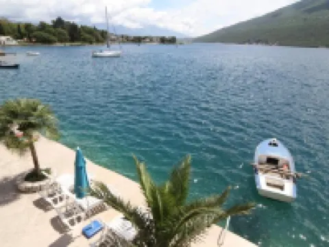 Apartments Roza Hotels in Kumbor