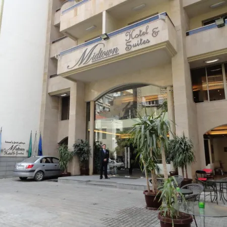Midtown Hotel & Suites