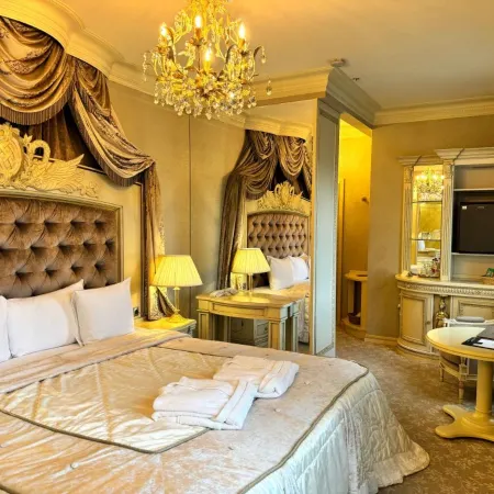 Royal Spa & Hotel Resort