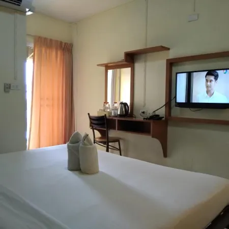 Thitikorn Grandview
