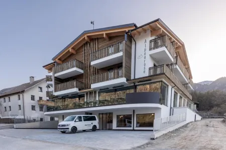 Hotel Alpenrose Отели в г. Курон-Веноста