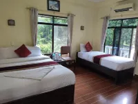 Peacock - a Family-Run Hotel Hotel a Sauraha