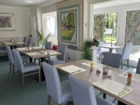 霍夫曼祖爾姆樂酒店 巴特克羅青根酒店