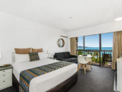 Aquarius on the Beach Hotels in North Ward