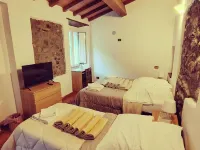 In Castello Hotels in Gallicano