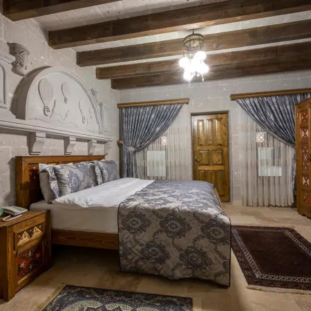 Underground Cave Suites Hotel